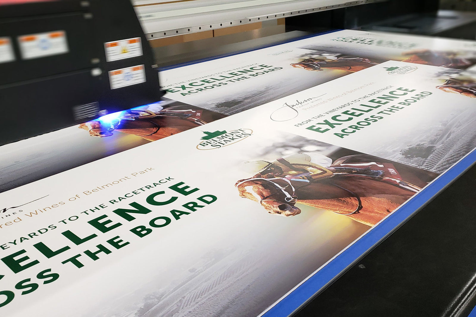 5 Reasons Wide-Format Graphics Create BIG Impact!